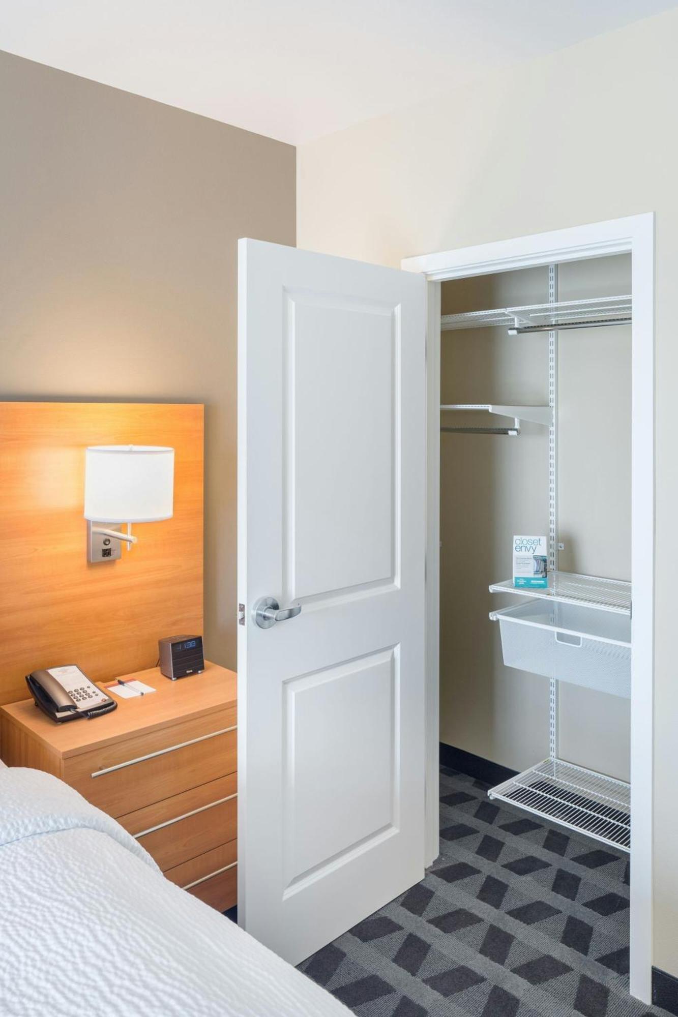 Towneplace By Marriott Suites Portland Vancouver Evergreen Esterno foto